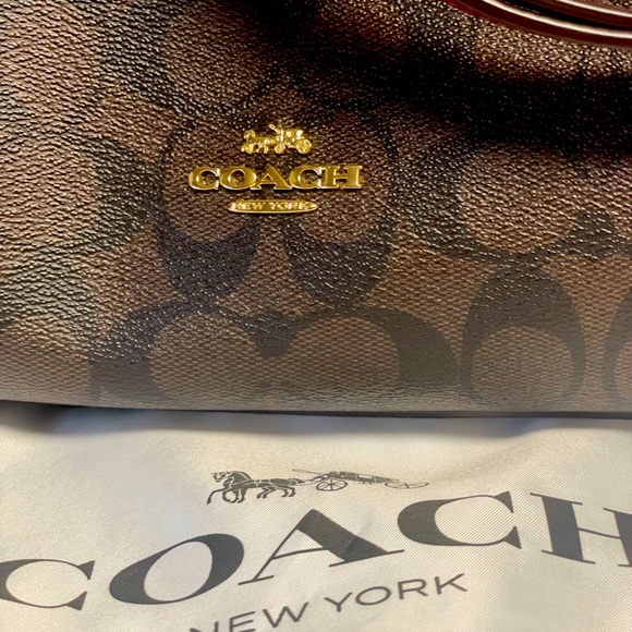COACH Mia Shoulder Bag In Signature Canvas F87703 - Picture 6 of 13